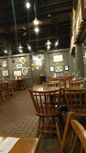 American Restaurant «Cracker Barrel Old Country Store», reviews and photos, 16 Nashua Rd, Londonderry, NH 03053, USA