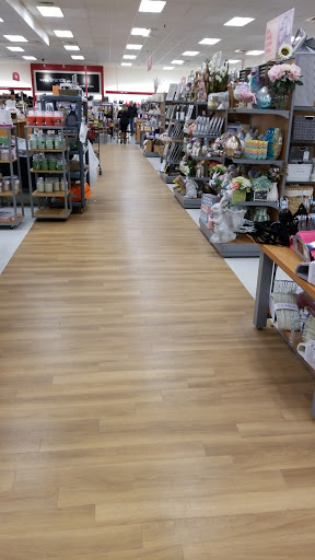 Department Store «T.J. Maxx & HomeGoods», reviews and photos, 2692 Madison Rd F, Cincinnati, OH 45208, USA