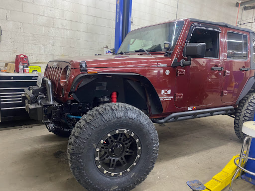 Auto Parts Store «Four Wheel Drive Specialty Co», reviews and photos, 7710 W Broad St, Richmond, VA 23294, USA