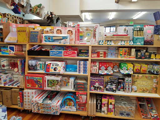 Toy Store «Spunky Skunk», reviews and photos, 344 N Franklin St, Fort Bragg, CA 95437, USA