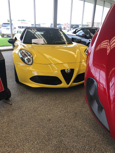 Car Dealer «Lucky Motors», reviews and photos, 225 W Roosevelt Rd, Villa Park, IL 60181, USA