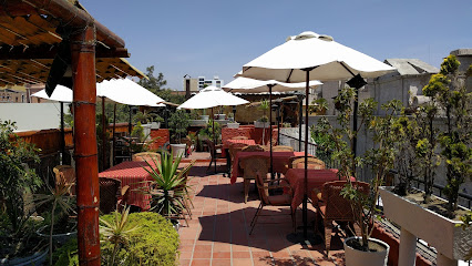 Inkari Pub Restaurante - Pje. de la Catedral 113, Arequipa 04001