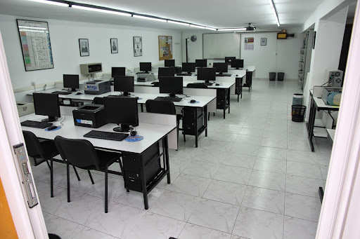 Centro de Formación Jesús González en Torrelavega