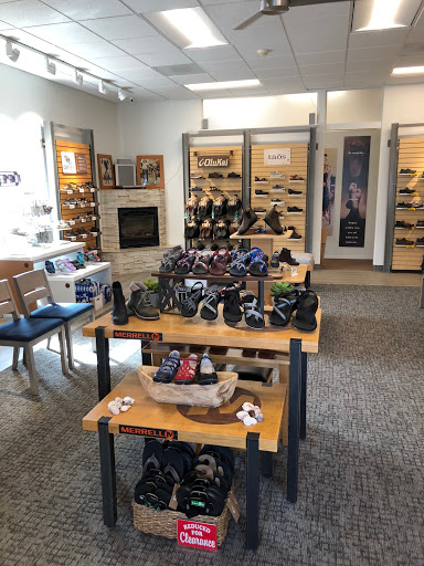 Shoe Store «Coastal Shoes», reviews and photos, 1317 NW U.S. 101, Lincoln City, OR 97367, USA