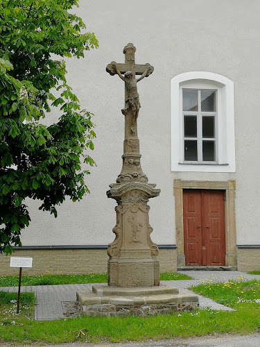 Kostel sv. Jana Nepomuckého - Pardubice