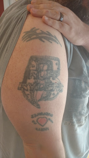 Tattoo Shop «The Ink Well Tattoo Studio», reviews and photos, 154 N Main St, Fredericktown, OH 43019, USA