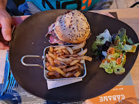 Hamburger du Restaurant La Cabane à Sausset-les-Pins - n°16