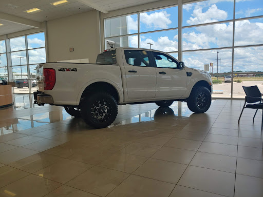 Ford Dealer «Griffith Ford Seguin», reviews and photos, 1880 I-10 Frontage Rd, Seguin, TX 78155, USA