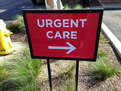 Urgent care center «Woodbridge Walk-In Urgent Care», reviews and photos