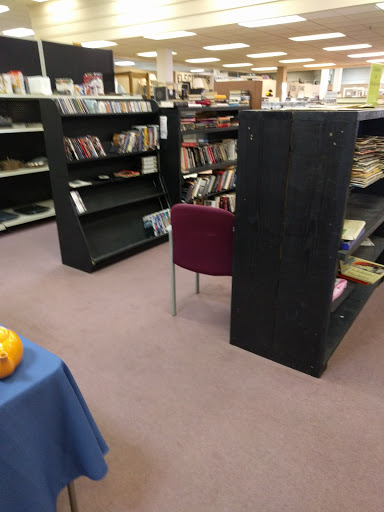 Thrift Store «Threads Of Hope Thrift Store», reviews and photos, 230 Woodmere Mall, Crossville, TN 38555, USA