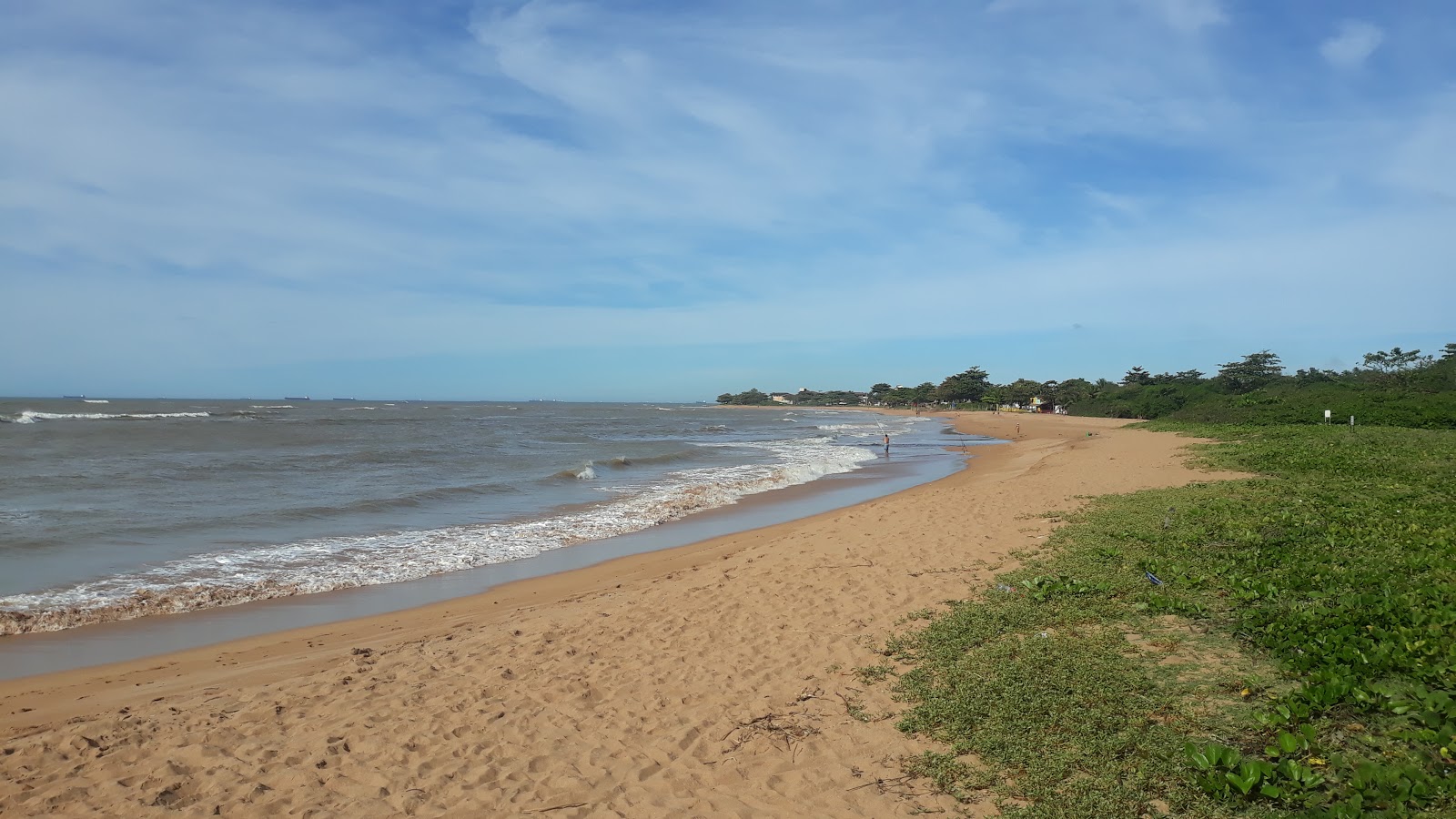 Foto de Praia de Manguinhos área de comodidades