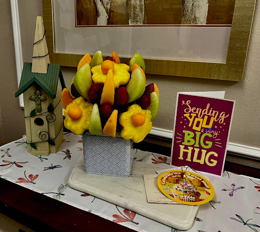 Gift Shop «Edible Arrangements», reviews and photos, 2654 N Belt Line Rd, Irving, TX 75062, USA