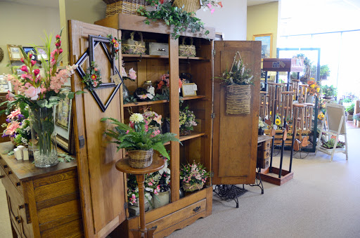 Florist «Bud and Bloom Florist», reviews and photos, 355 N Morton St, Franklin, IN 46131, USA