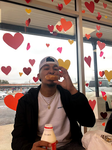 Donut Shop «Shipley Do-Nuts», reviews and photos, 10332 Ferguson Rd, Dallas, TX 75228, USA