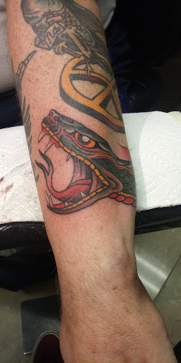 Tattoo Shop «Da Vinci Tattoo», reviews and photos, 3247 Sunrise Hwy, Wantagh, NY 11793, USA