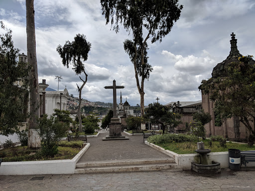 Lapidas Quito