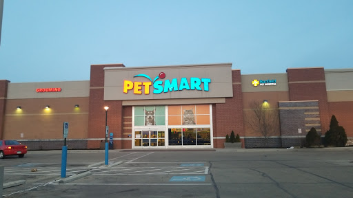 PetSmart, 3439 Princeton Rd, Hamilton, OH 45011, USA, 