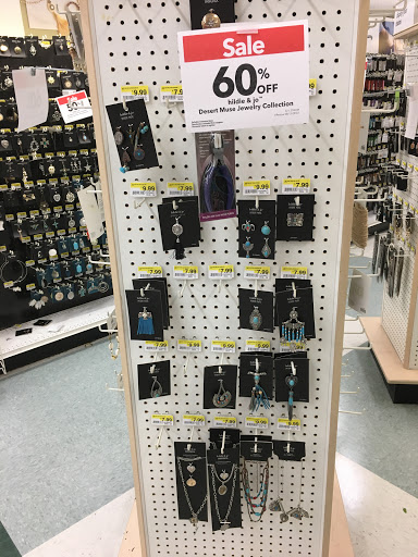 Fabric Store «Jo-Ann Fabrics and Crafts», reviews and photos, 400 S State Rd, Springfield, PA 19064, USA