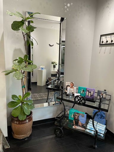 Beauty Salon «Don Carlos Salon & Spa», reviews and photos, 3651 Main St, Riverside, CA 92501, USA
