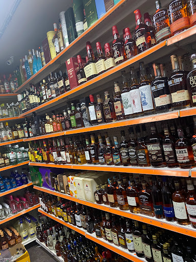 Liquor Store «J & B Discount Liquor», reviews and photos, 110 W Stockbridge Ave A, Kalamazoo, MI 49001, USA