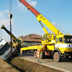 RAGNI Soccorso Stradale H24 - Operiamo in tutto il Gargano: Rodi Garganico, Peschici, Vieste, San Nicandro, Lesina, Manfredonia