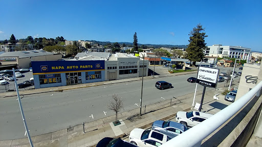 Auto Parts Store «NAPA Auto Parts - Burlingame Auto Supply», reviews and photos, 127 California Dr, Burlingame, CA 94010, USA
