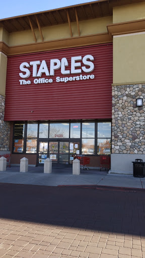 Office Supply Store «Staples», reviews and photos, 2435 Iron Point Rd, Folsom, CA 95630, USA