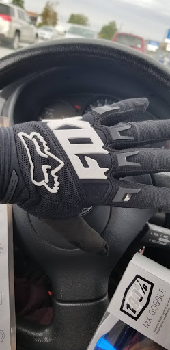 Motorcycle Parts Store «Cycle Gear», reviews and photos, 6905 W 159th St a, Tinley Park, IL 60477, USA