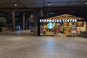 Starbucks - T2 - International Departure (S10 image