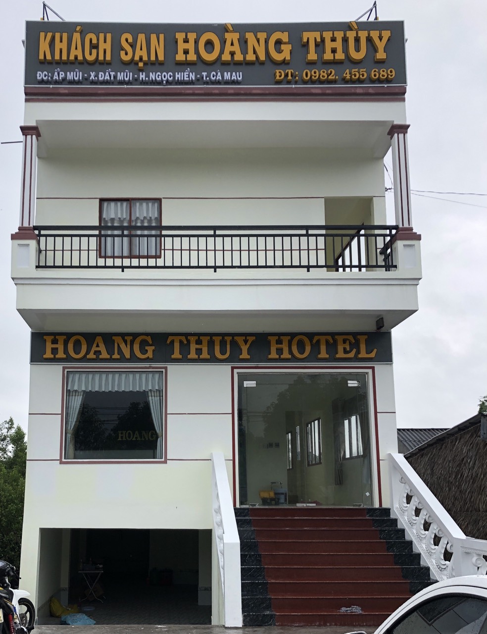 Hotel Hoàng Thuỳ - Đất Mũi