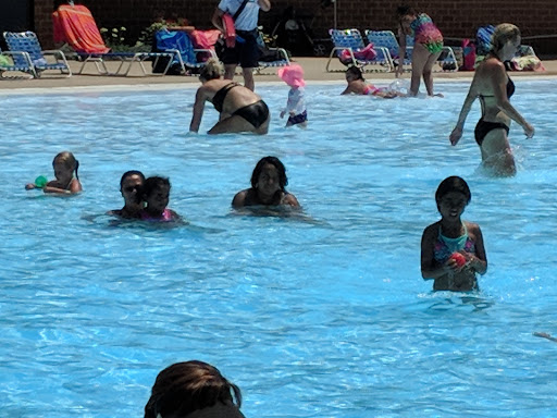 Recreation Center «Simkus Recreation Center», reviews and photos, 849 W Lies Rd, Carol Stream, IL 60188, USA