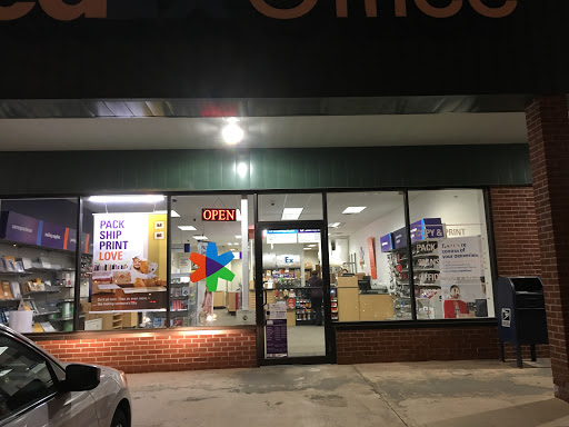 Print Shop «FedEx Office Print & Ship Center», reviews and photos, 61 Drum Hill Rd, Chelmsford, MA 01824, USA