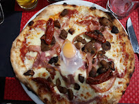 Pizza du Restaurant italien Anfiteatro à Gond-Pontouvre - n°16