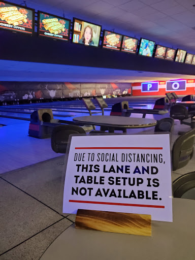 Bowling Alley «Brunswick Zone Roselle Lanes», reviews and photos, 1100 W Lake St, Roselle, IL 60172, USA