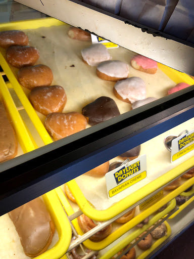 Donut Shop «Daylight Donuts», reviews and photos, 9517 Fredericksburg Rd, San Antonio, TX 78240, USA