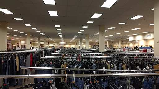 Clothing Store «Burlington Coat Factory», reviews and photos, 74 Broad St, Stamford, CT 06901, USA