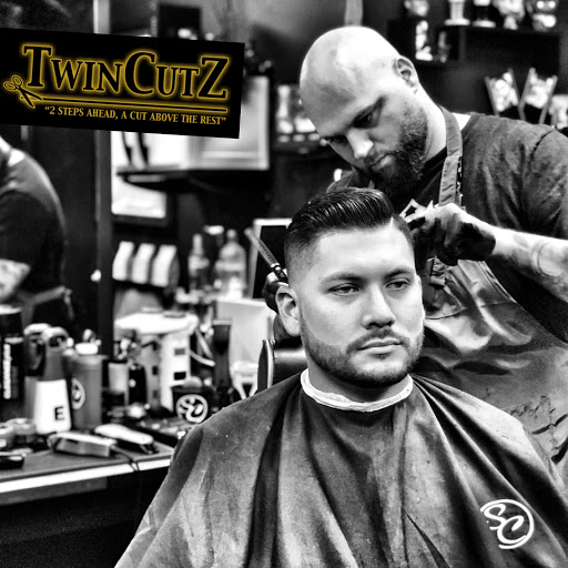 Barber Shop «TwinCutZ Barbershop», reviews and photos, 9390-3 6 Mile Cypress Pkwy, Fort Myers, FL 33966, USA