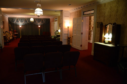 Funeral Home «Ligon & Bobo Funeral Home Inc», reviews and photos, 241 W Main St, Lebanon, TN 37087, USA