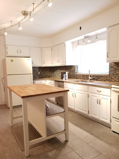 Cabinet Maker «N-Hance Cabinet and Floor Refinishing Pinellas», reviews and photos, 9225 Ulmerton Rd Suite I, Largo, FL 33771, USA