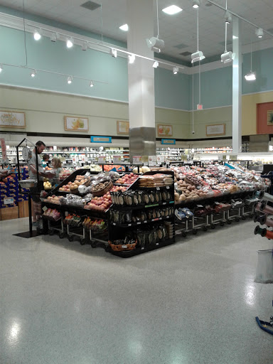 Supermarket «Publix Super Market at The Paramount on Lake Eola», reviews and photos, 400 E Central Blvd, Orlando, FL 32801, USA