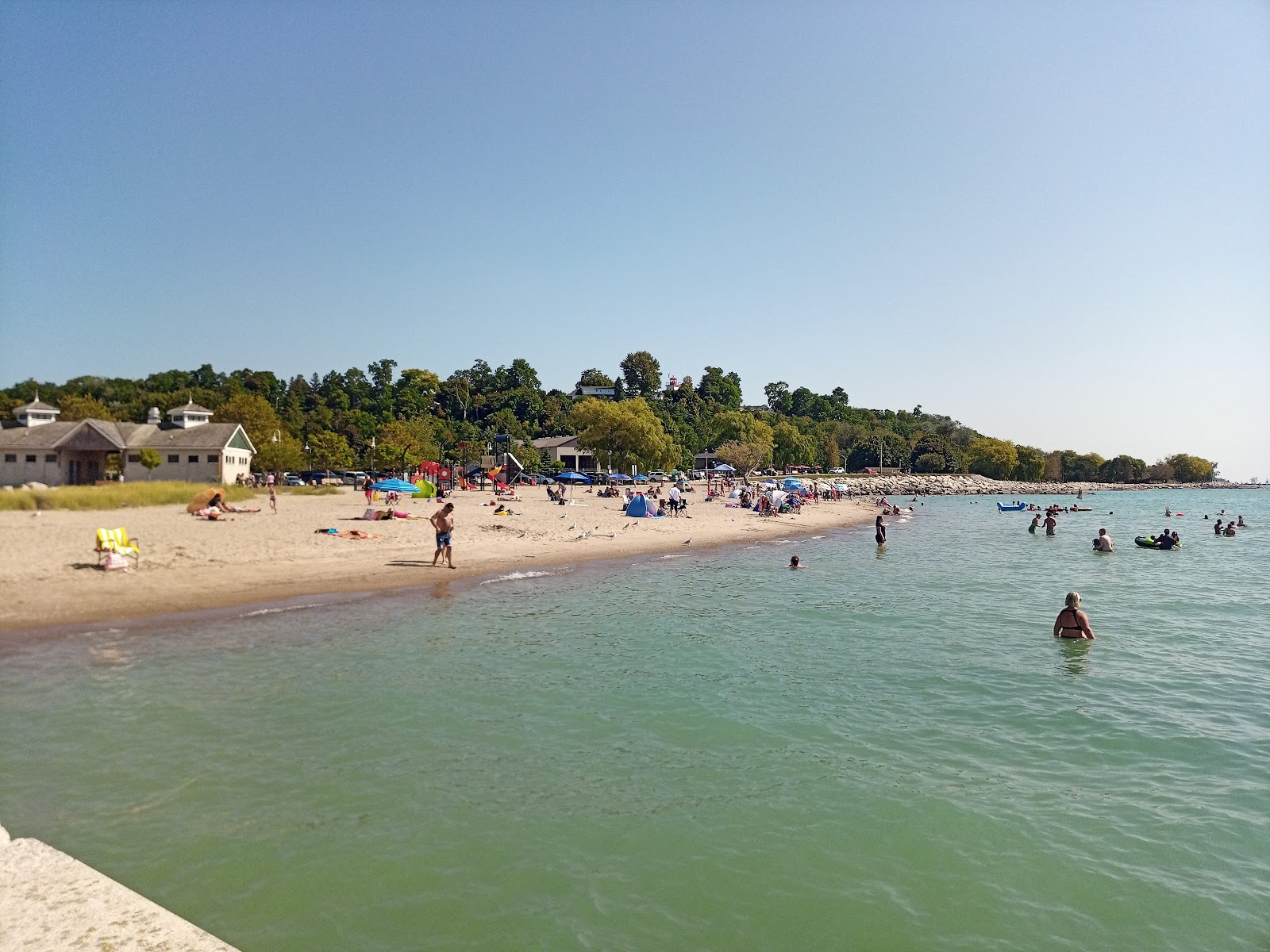 Zdjęcie Rotary Cove Beach - popularne miejsce wśród znawców relaksu