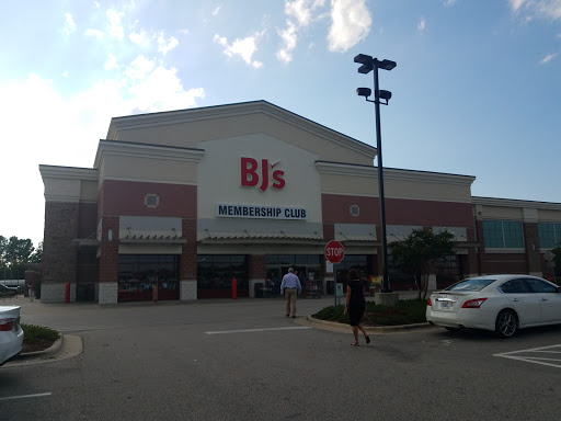 Warehouse club «BJ’s Wholesale Club», reviews and photos, 5200 Red Tip Rd, Fayetteville, NC 28314, USA