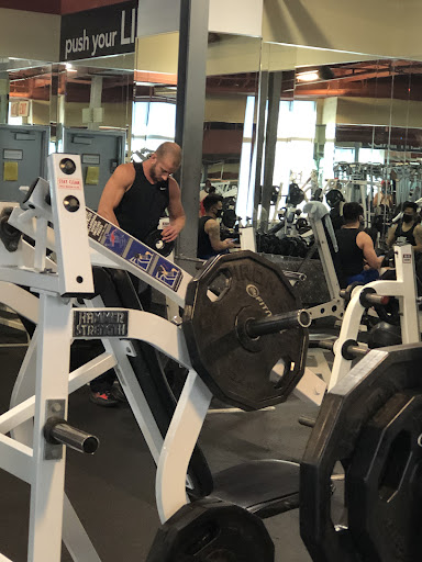 Gym «24 Hour Fitness», reviews and photos, 2180 Lincoln Ave, Altadena, CA 91001, USA