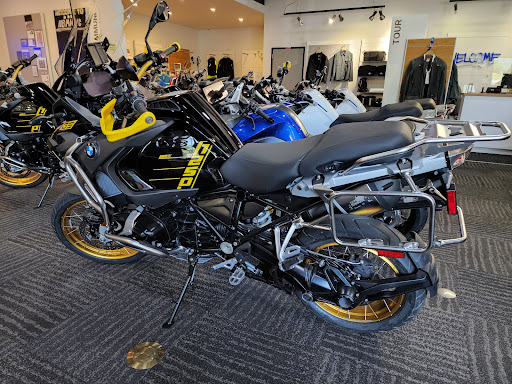 BMW Motorcycle Dealer «BMW Motorcycles of Ventura County», reviews and photos, 830 Tourmaline Dr, Newbury Park, CA 91320, USA