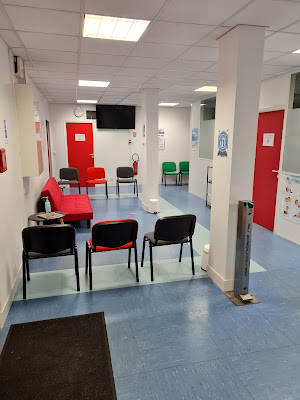 Dr Karima LACHEMI Chirurgien infantile à Trappes