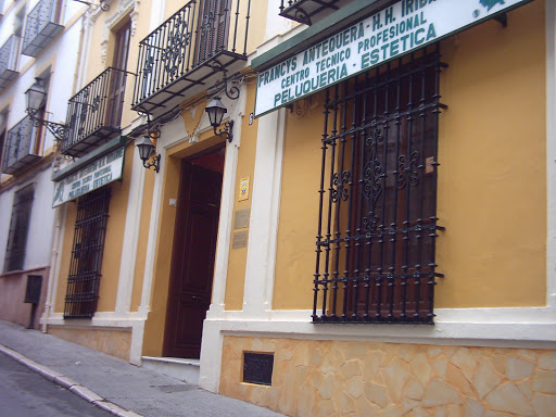 Academia Francys Iribarne, Escuela Barber en Antequera,Málaga