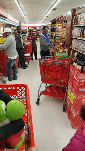 Supermarket «Rowes Supermarket», reviews and photos, 8595 Beach Blvd #329, Jacksonville, FL 32216, USA