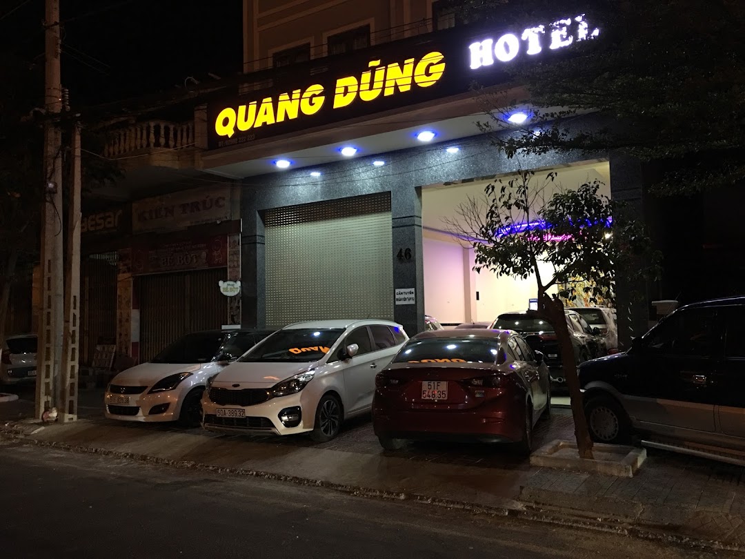 Quang Dũng Hotel