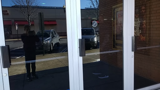 Movie Theater «Paragon Theaters Kentlands 10», reviews and photos, 629 Center Point Way, Gaithersburg, MD 20878, USA