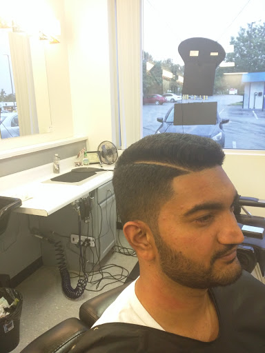 Barber Shop «Top of the Line Barbershop», reviews and photos, 2280 Golden Gate Dr, Greensboro, NC 27405, USA